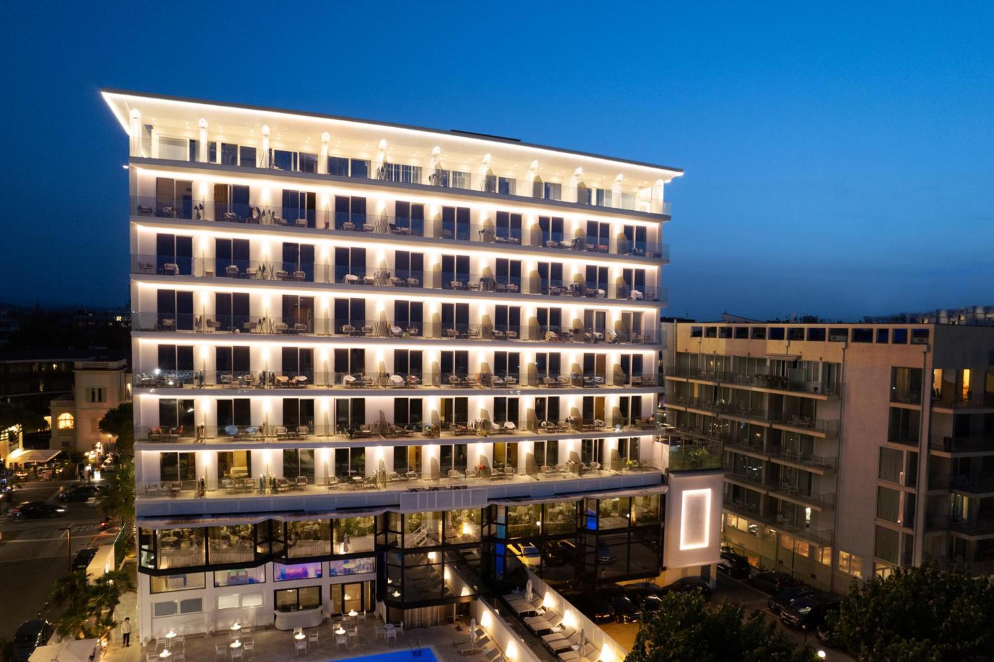 Hotel Sporting Rimini Exterior photo